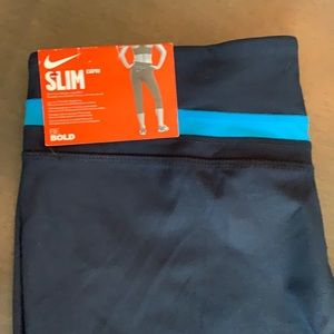Nike drinfit slim Capri